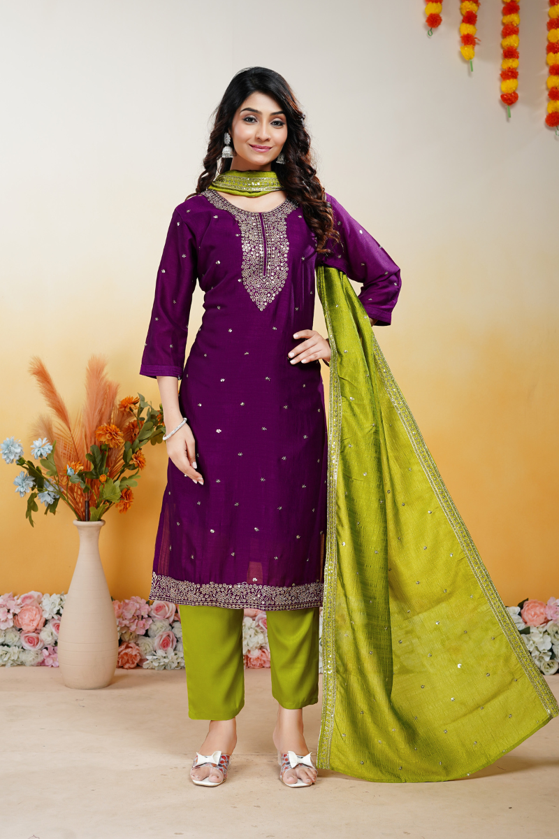 Varnika Vogue Contrast