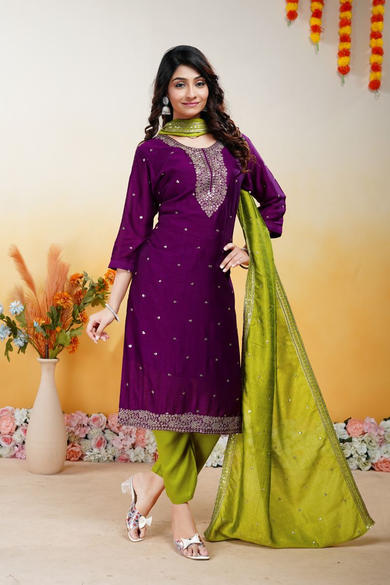 Varnika Vogue Contrast