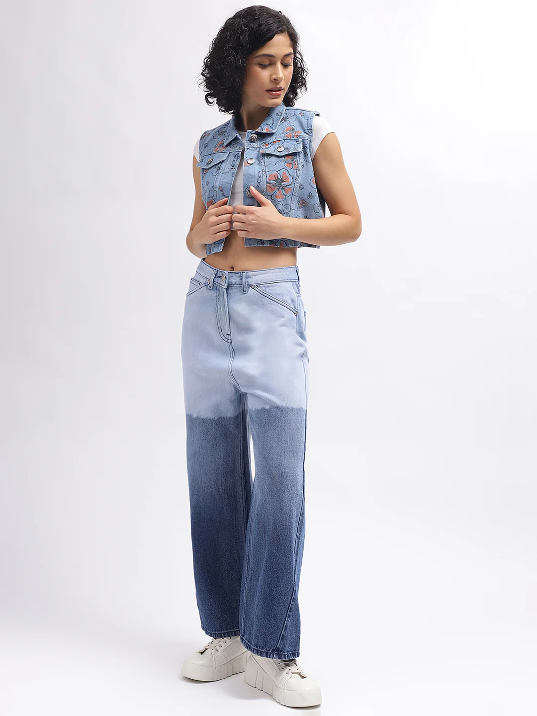 Vichitra Saaj Contrast